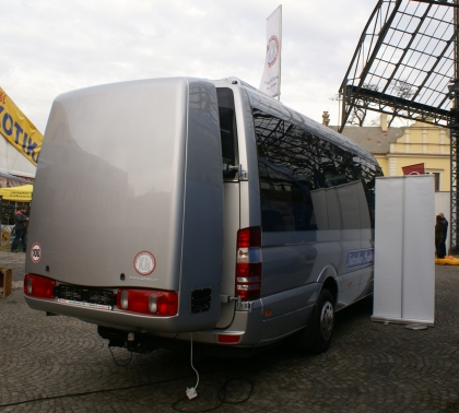 Autokary na Holiday World 2011: EvoBus se značkami Setra a Mercedes-Benz