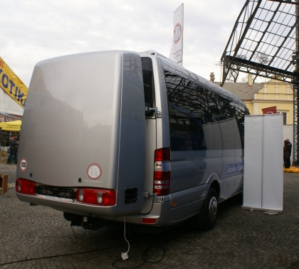 Autokary na Holiday World 2011: EvoBus se značkami Setra a Mercedes-Benz  