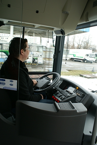 Informace ke kloubovému nízkopodlažnímu autobusu Volvo 7700,