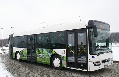 Informace ke kloubovému nízkopodlažnímu autobusu Volvo 7700,