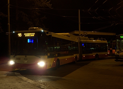 Hradec v Plzni. Velká fotoreportáž ze zkušebních jízd trolejbusu Škoda 31Tr SOR