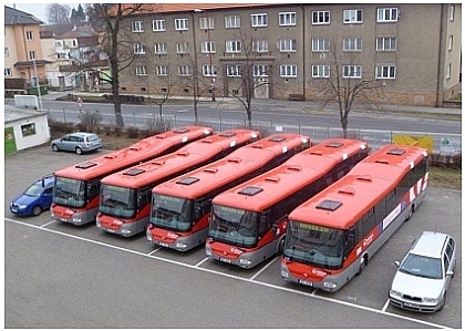 Pět nových částečně nízkopodlažních autobusů značky SOR CN 12 bylo