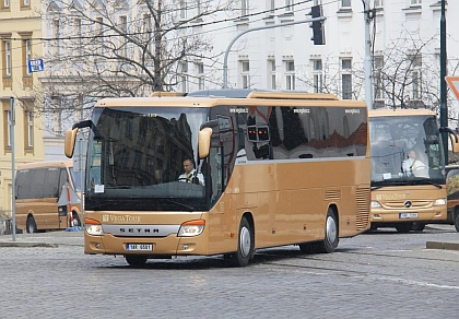 Společnost Vega Tour slavila 20 let: Spanilá jízda Prahou