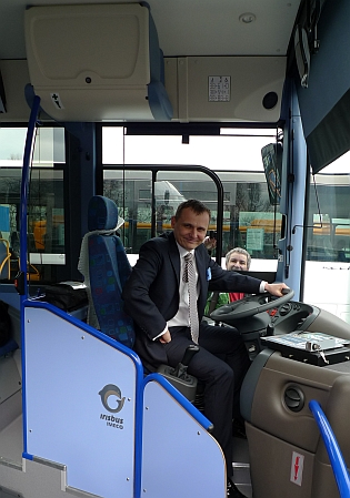Ministr dopravy Vít Bárta navštívil Iveco CR ve Vysokém Mýtě