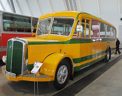 Záběry z letošního ročníku německé výstavy veteránů Retro Classics