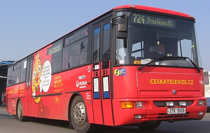 Produkce  polepu autobusů ''Pomozte dětem'' se ujal Mobilboard