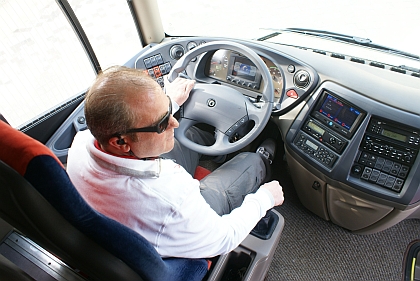 BUSportál v Syrakusách: Představení autokaru MAGELYS PRO 'cestujícím'