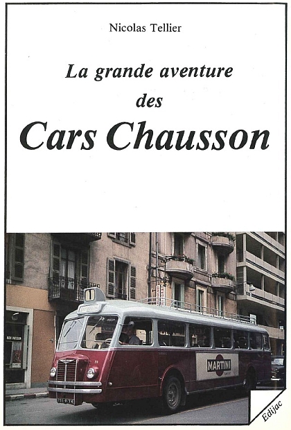 Autobusové veterány vlastní Nicolas Tellier. O francouzských oldtimerech napsal