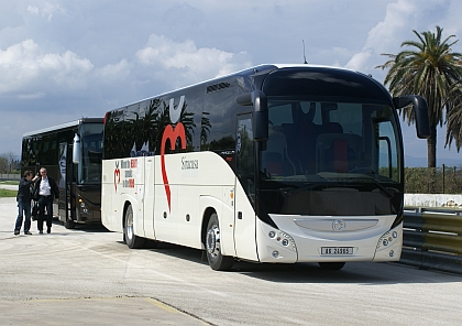 Všestranný typ autokaru  Magelys Pro. Irisbus Iveco zařazuje do nabídky