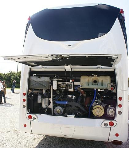 Všestranný typ autokaru  Magelys Pro. Irisbus Iveco zařazuje do nabídky