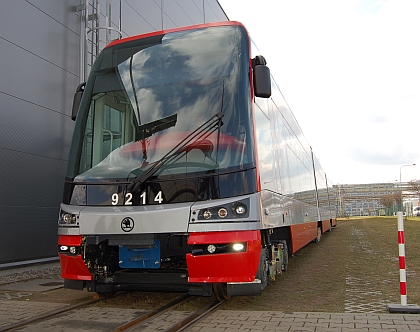 Orginální svatba v plzeňské Škodovce 1. dubna 2011