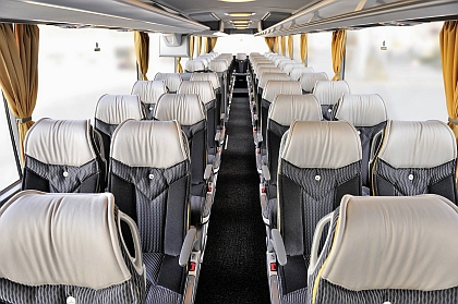Mercedes-Benz Tourismo RHD nově se sedadly Travel Star Xtra z vlastní výroby