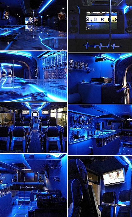 Od konce loňského roku můžete potkat i využít PARTYBUS aneb