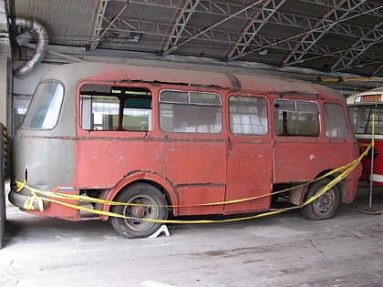 V dílnách DSZO byl obnoven historický autobus Škoda 706 RTO