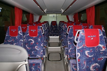 První autobus MAN Lion's Regio pro pražského dopravce. Stenbus na nové lince
