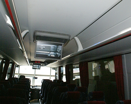 První autobus MAN Lion's Regio pro pražského dopravce. Stenbus na nové lince