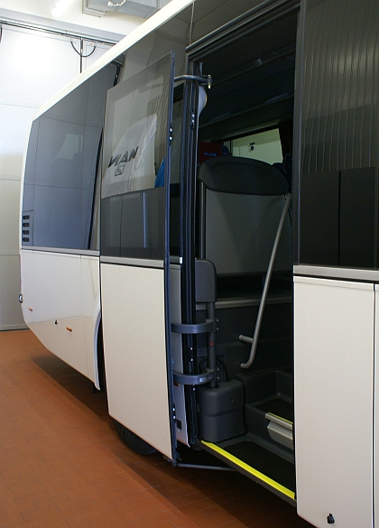 První autobus MAN Lion's Regio pro pražského dopravce. Stenbus na nové lince