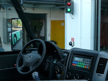 Na návštěvě v Basileji I.: Z autobusového depa BVB