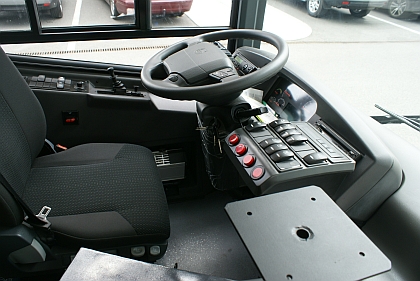 Městský nízkopodlažní autobus Volvo 7700 Hybrid se představil účastníkům