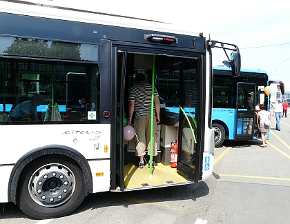 Exteriérové záběry z Dne otevřených IVECO CR ve Vysokém Mýtě