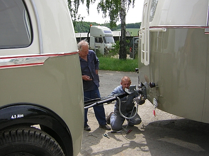 Škoda 706 RO a přívěs DM 4: Připojeno a v sobotu 18..2011 na viděnou ve Zlíně 