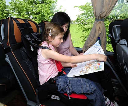 Eurolines  zavádí dětské sedačky do autobusů