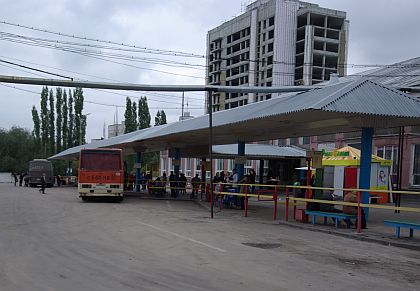 Pohlednice  z autobusových nádraží na východě 4: Voroněž