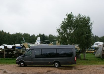 Mercedes-Benz Sprinter Travel 65 - minibus s vnitřní výbavou dálkového autokaru