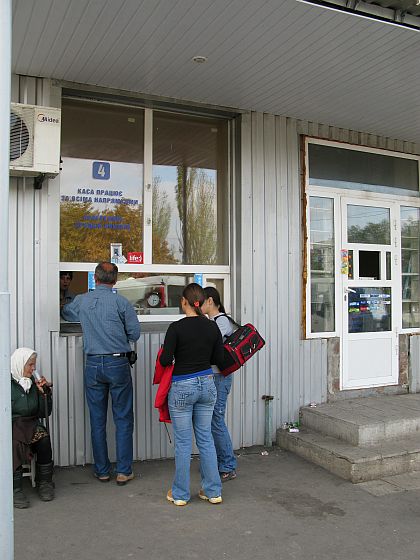 Pohlednice  z autobusových nádraží na východě 5: Mariupol