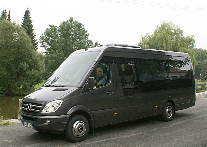 Testovací Mercedes-Benz Sprinter Travel 65 v detailech obrazem s podrobnostmi