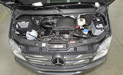 Testovací Mercedes-Benz Sprinter Travel 65 v detailech obrazem s podrobnostmi