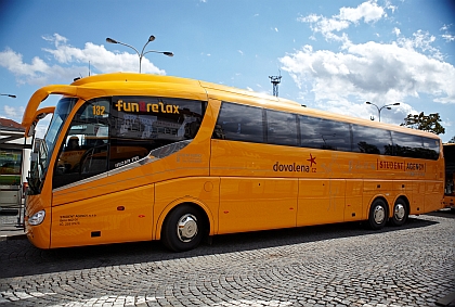 Volvo B13R s karosérií Irizar PB a multimediální výbavou Fun &amp; Relax III.