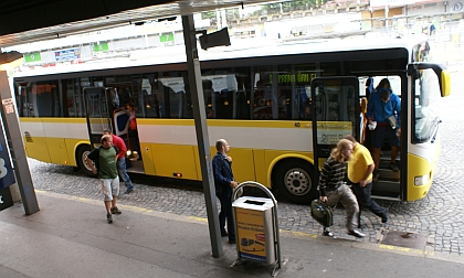 Procházky na Florenci. Pohledy na úpravy nádraží  i  na vozidla