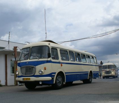 10. ročník přehlídky Zlatý Bažant III.: Záběry rozestavěné Škody 706 RTO-K 