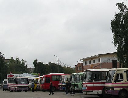 Pohlednice z autobusových nádraží na východě 6: Vinica
