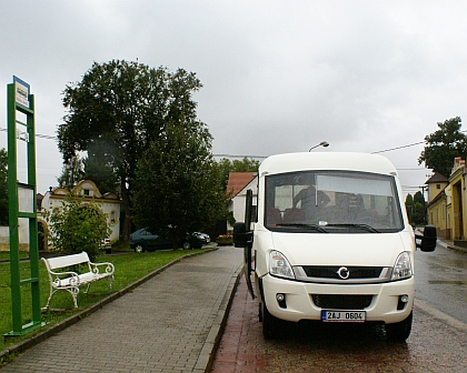 Podrobnosti k malokapacitnímu autobusu STRATOS LE 37, který byl testován