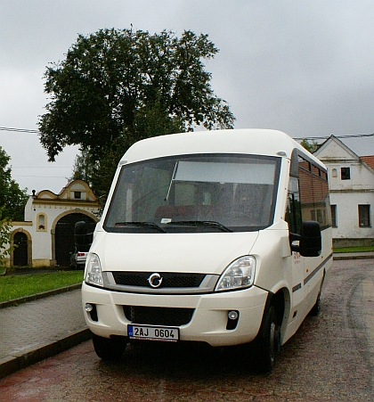 Podrobnosti k malokapacitnímu autobusu STRATOS LE 37, který byl testován