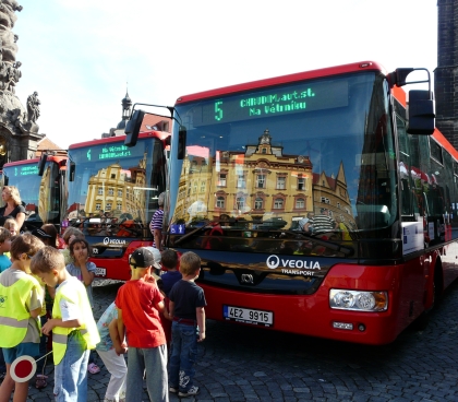 Šest nových  autobusů SOR - razantní obnova vozového parku MHD Chrudim