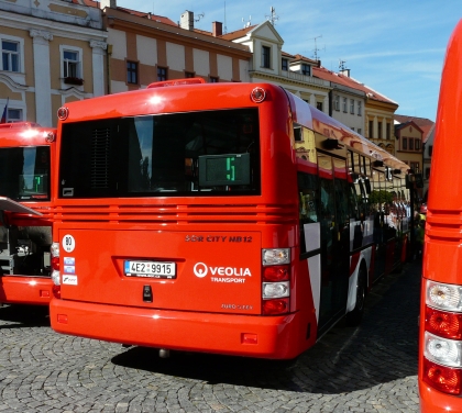 Šest nových autobusů SOR - razantní obnova vozového parku MHD Chrudim