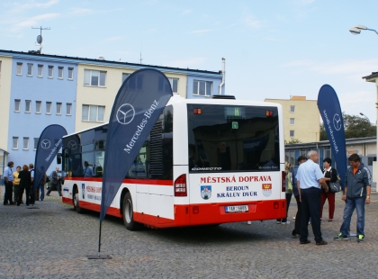 Ze Dne otevřených dveří  Probo Bus a PT Real v Králově Dvoře 17.9.2011