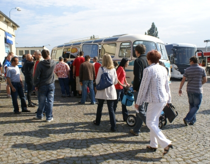 Ze Dne otevřených dveří  Probo Bus a PT Real v Králově Dvoře 17.9.2011