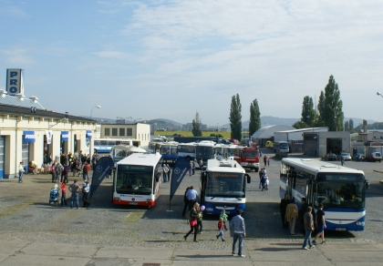 Ze Dne otevřených dveří  Probo Bus a PT Real v Králově Dvoře 17.9.2011