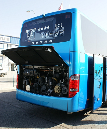 Testovací Setra S 416 GT-HD/2 ComfortClass  se  zastavila v Praze