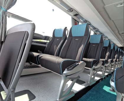 Testovací Setra S 416 GT-HD/2 ComfortClass se zastavila v Praze