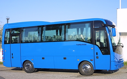 Hradní stráž rozšiřuje svůj autobusový park o malaokapacitní ISUZU