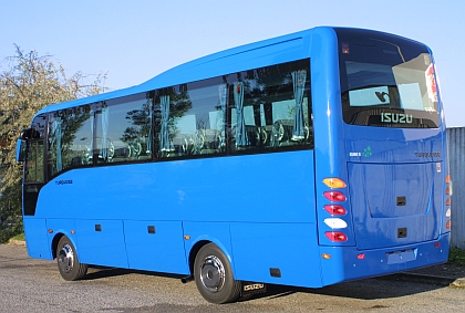 Hradní stráž rozšiřuje svůj autobusový park o malaokapacitní ISUZU