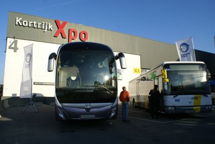 BUSWORLD 2011: Ranní a večerní exteriérové záběry 