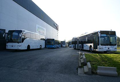 BUSWORLD 2011: Ranní a večerní exteriérové záběry 