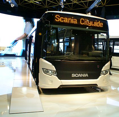 BUSWORLD 2011: Scania rozšiřuje design autobusů 'wrapping T' na městské