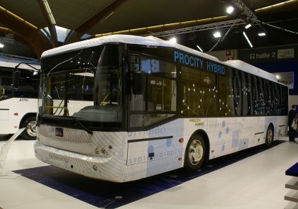 BUSWORLD 2011: Expozice tureckého BMC obsahovala i hybridní městský autobus